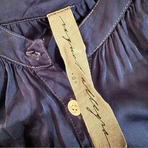 Raquel Allegra Navy Ombré Blouse - Picture 5 of 9